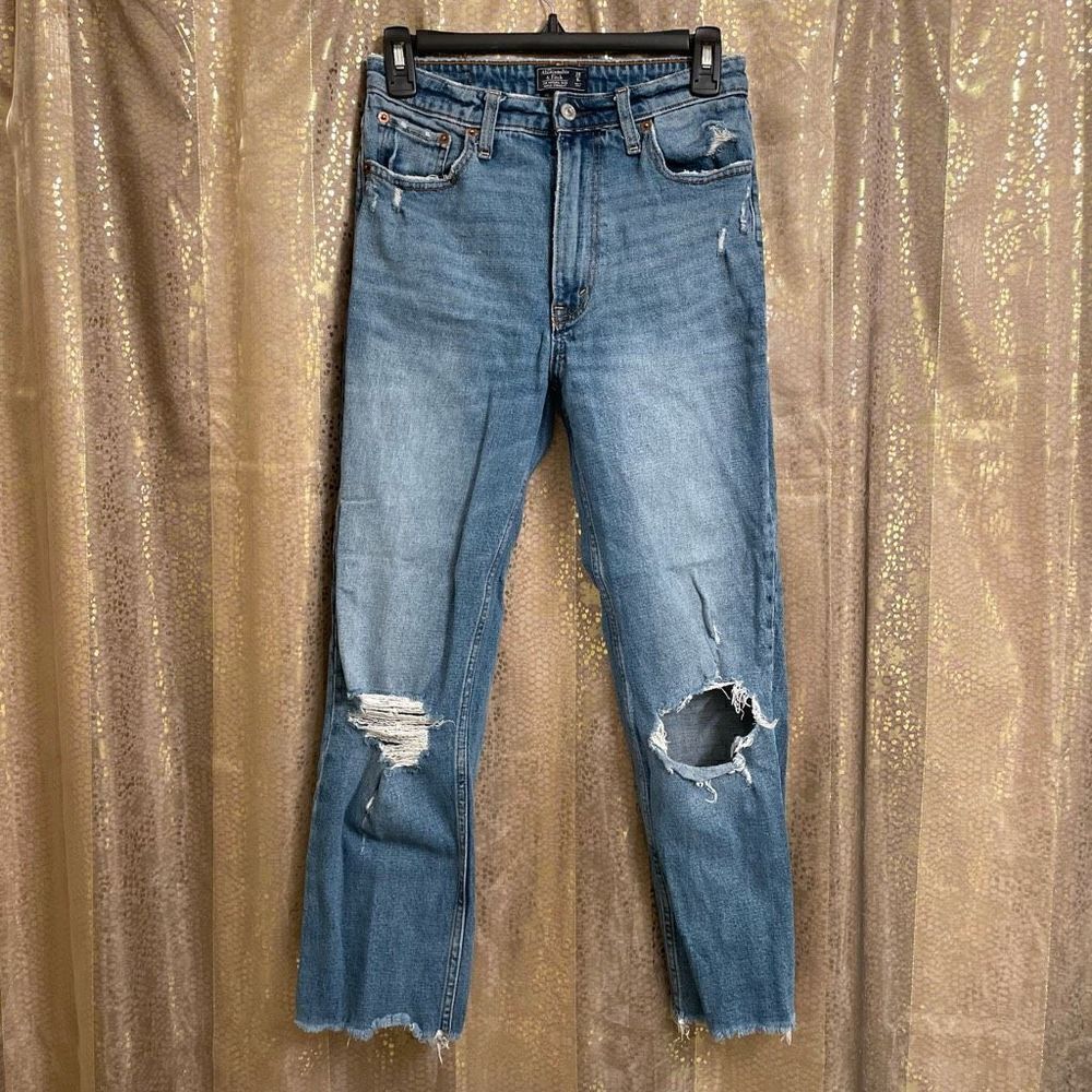 Abercrombie & Fitch Distressed Zoe Natural Rise Ankle Straight Jeans, 6R